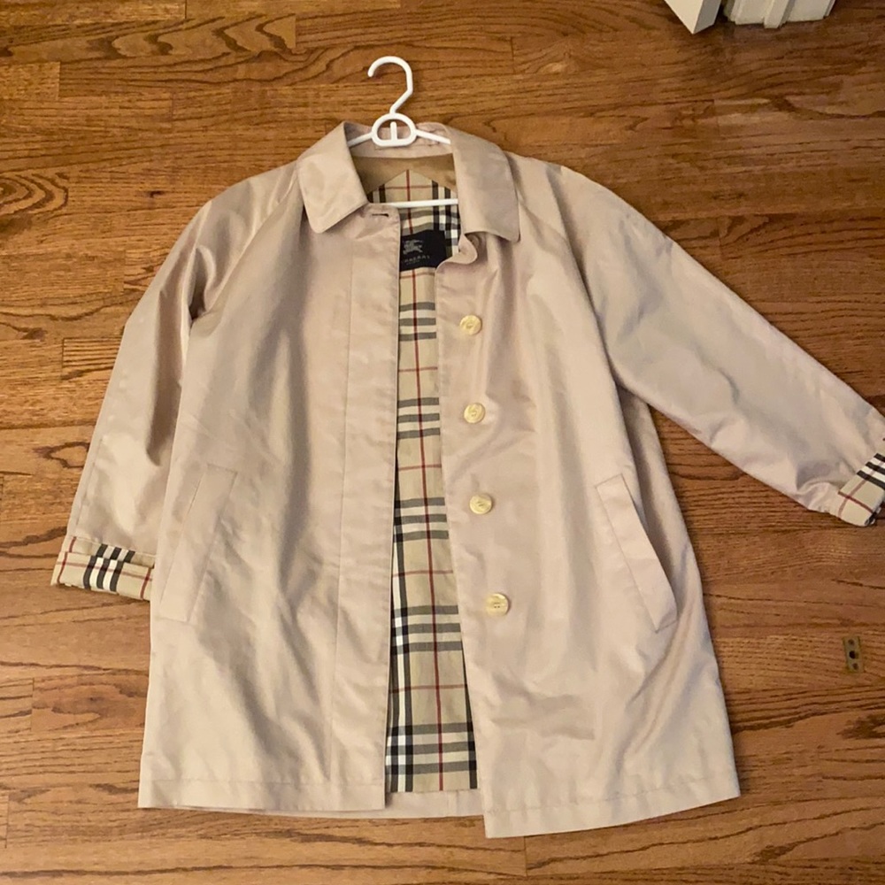 Womens size 6R Burberry Jacket